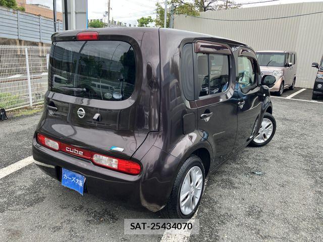 Nissan CUBE 2010-02 8795654-2