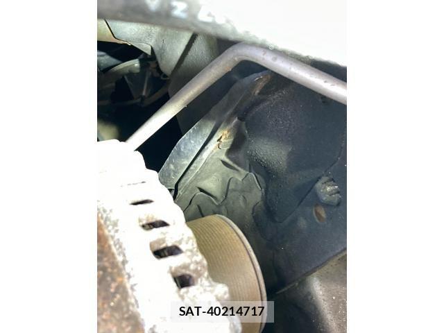 Nissan CUBE 2013-07 8795659-26