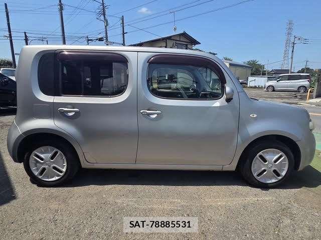 Nissan CUBE 2009-01 8828467-11