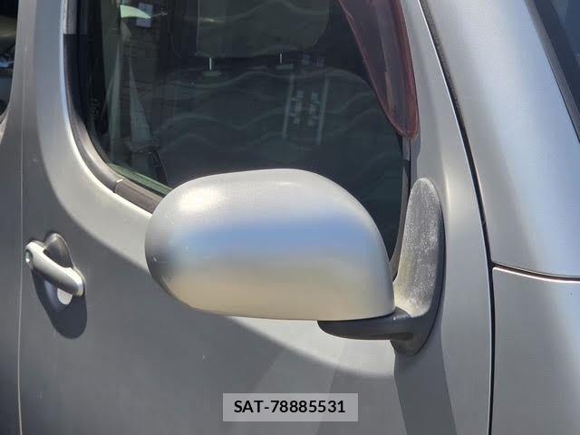 Nissan CUBE 2009-01 8828467-18