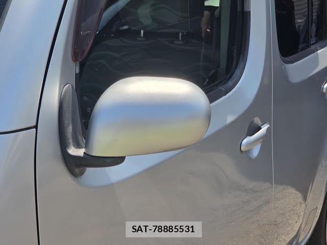 Nissan CUBE 2009-01 8828467-19