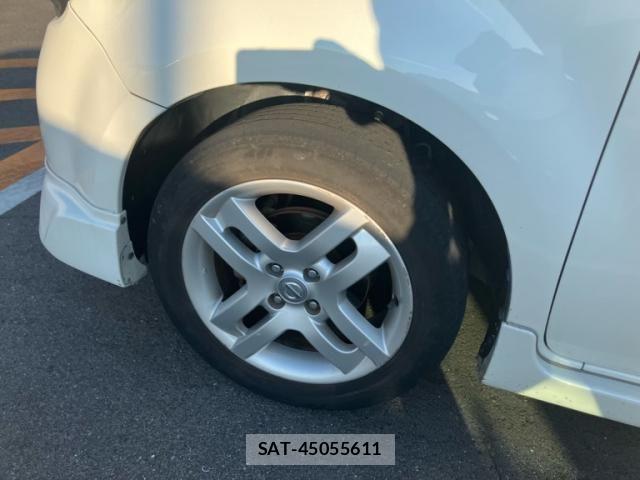 Nissan CUBE 2014-03 8848605-11