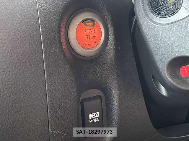 Nissan CUBE 2013-09 8848601-8