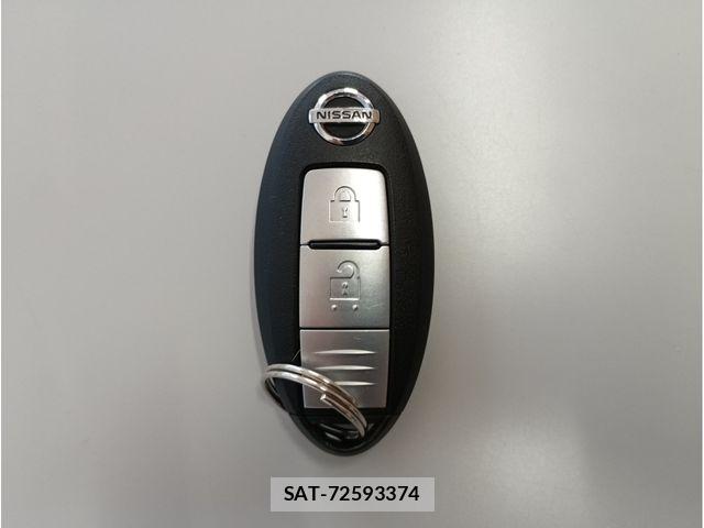 Nissan CUBE 2011-10 8848603-9