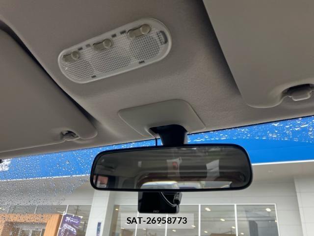 Nissan CUBE 2013-03 8870748-14