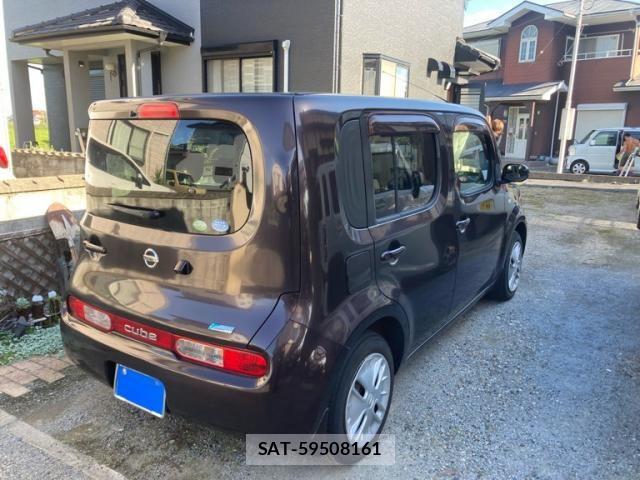Nissan CUBE 2011-09 8879309-2