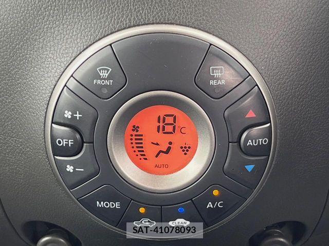 Nissan CUBE 2011-11 8879306-4