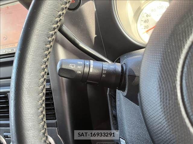 Nissan CUBE 2006-07 8879308-15