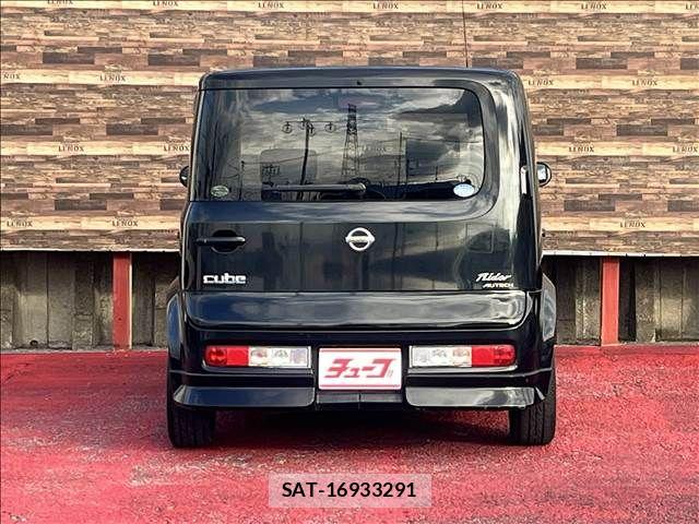 Nissan CUBE 2006-07 8879308-5