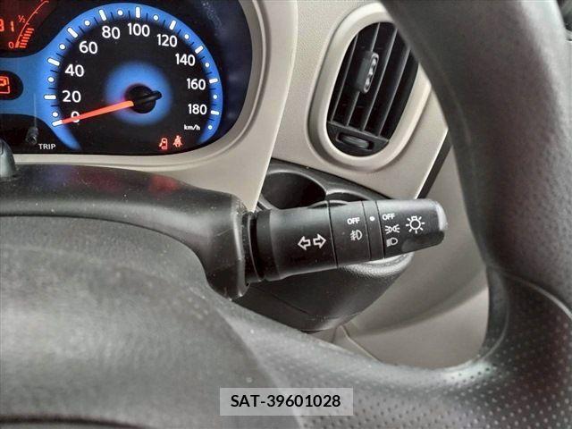 Nissan CUBE 2013-04 3371650-21