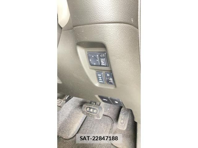 Nissan CUBE 2011-03 7271753-3