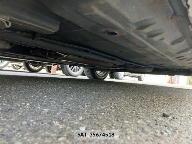 Nissan CUBE 2012-07 7453723-9