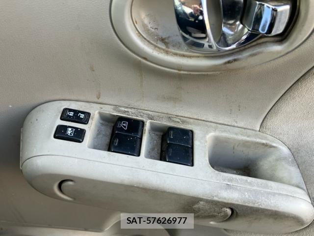 Nissan CUBE 2010-04 7615919-27