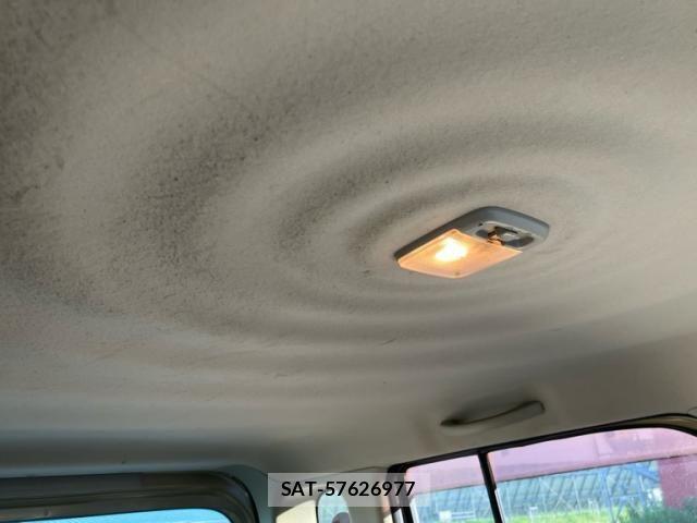 Nissan CUBE 2010-04 7615919-29