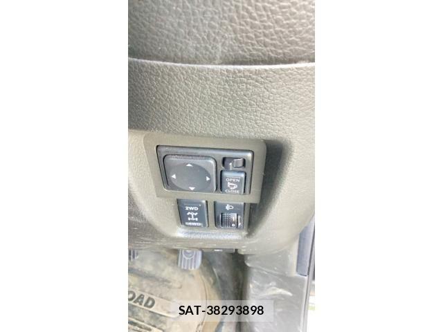 Nissan CUBE 2010-03 7875958-17