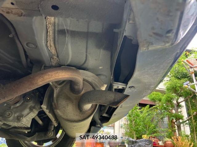 Nissan CUBE 2005-11 8229454-10