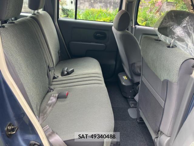 Nissan CUBE 2005-11 8229454-14