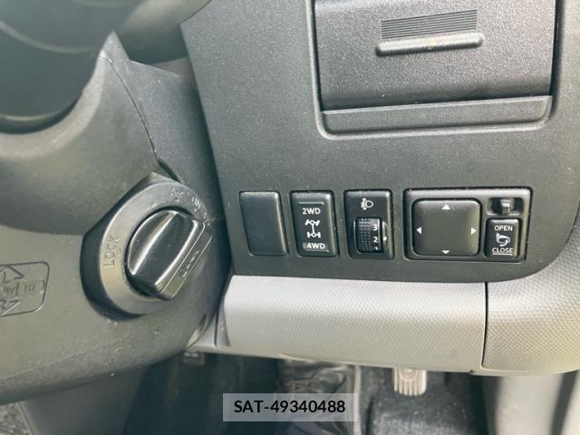 Nissan CUBE 2005-11 8229454-20