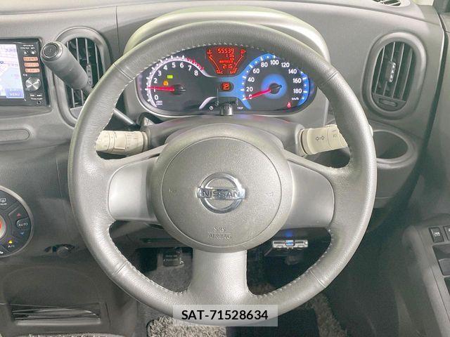 Nissan CUBE 2012-09 8244948-11