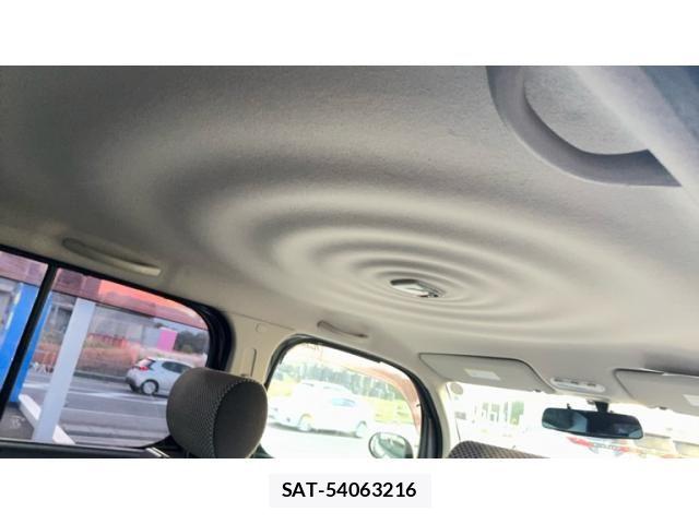 Nissan CUBE 2012-05 8371565-15