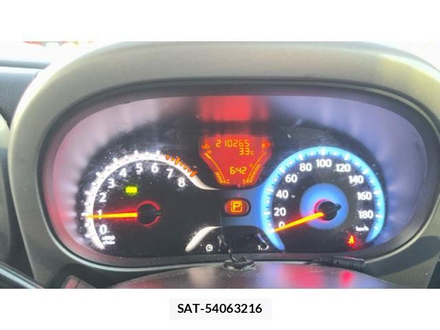 Nissan CUBE 2012-05 8371565-18