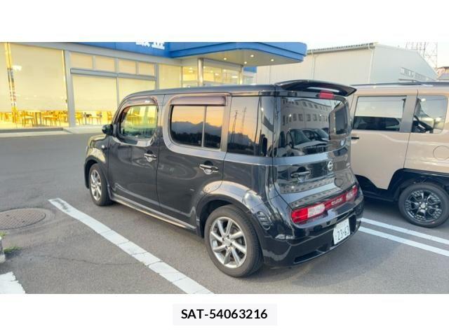 Nissan CUBE 2012-05 8371565-3