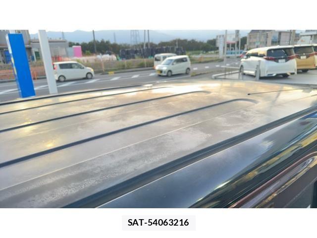 Nissan CUBE 2012-05 8371565-8