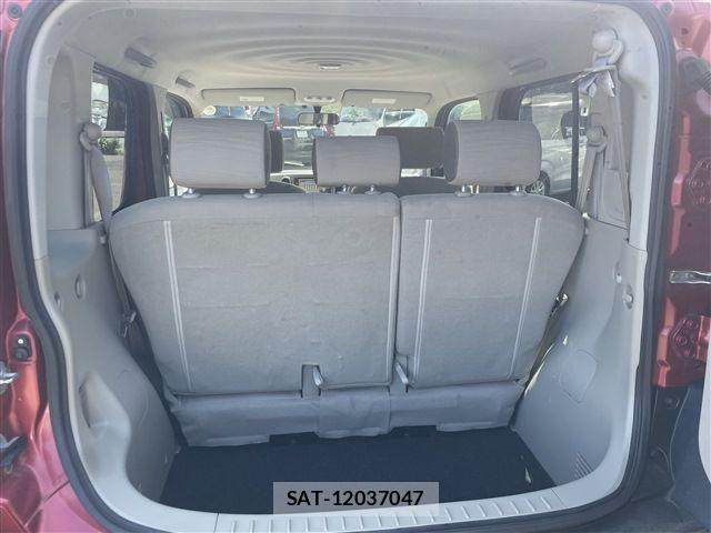 Nissan CUBE 2011-12 8795664-14