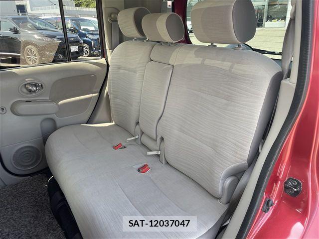 Nissan CUBE 2011-12 8795664-17