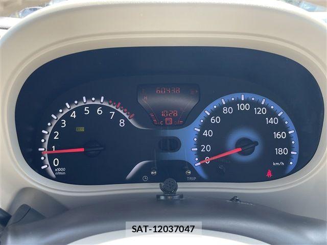 Nissan CUBE 2011-12 8795664-26