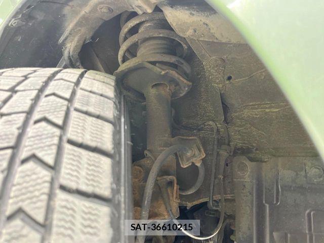 Nissan CUBE 2009-10 8828468-18