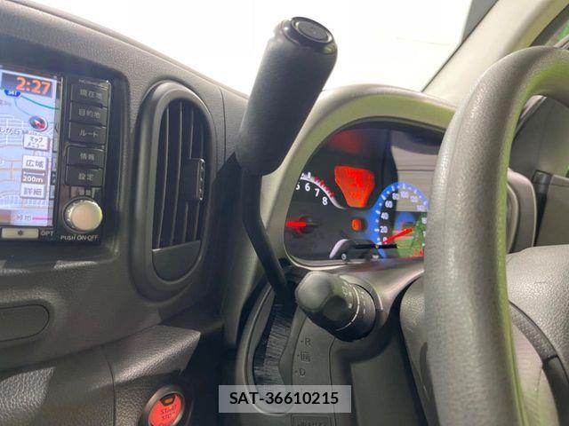 Nissan CUBE 2009-10 8828468-19