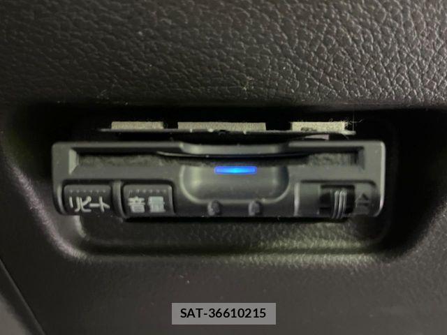 Nissan CUBE 2009-10 8828468-3