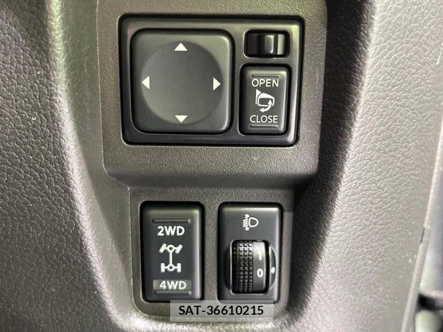 Nissan CUBE 2009-10 8828468-5