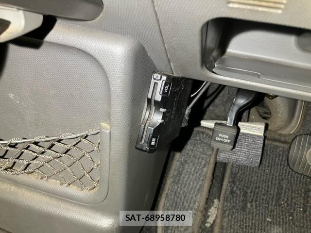 Nissan CUBE CUBIC 2003-09 8335420-24