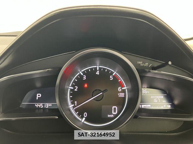 Mazda CX-3 2017-04 1372126-25