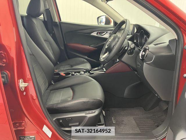 Mazda CX-3 2017-04 1372126-4