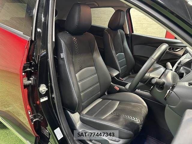 Mazda CX-3 2024-08 4752383-8