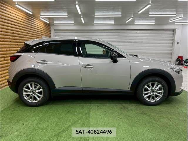 Mazda CX-3 2023-11 5864391-17