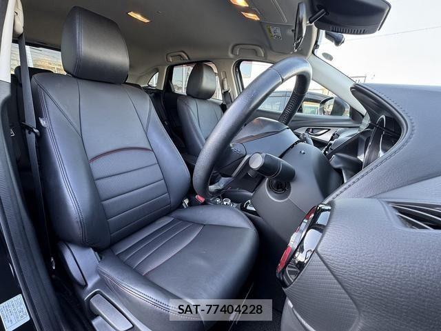 Mazda CX-3 2015-07 6011071-9