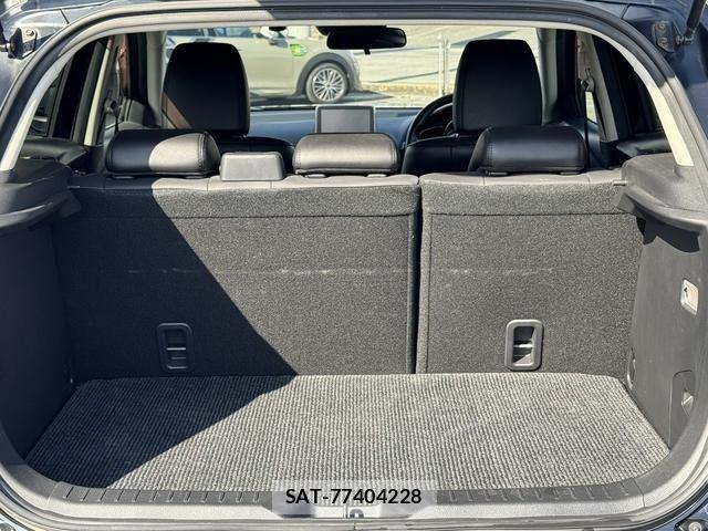 Mazda CX-3 2015-07 6011071-11
