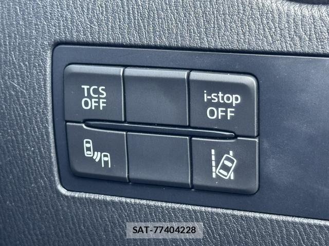 Mazda CX-3 2015-07 6011071-24