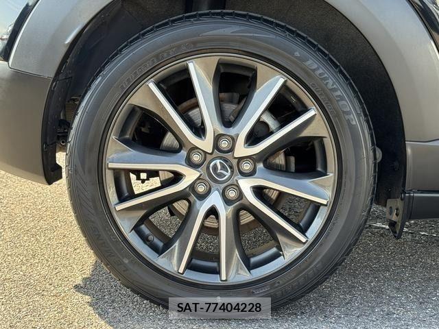 Mazda CX-3 2015-07 6011071-8