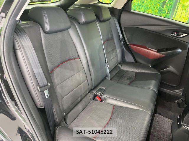 Mazda CX-3 2016-02 6011034-8