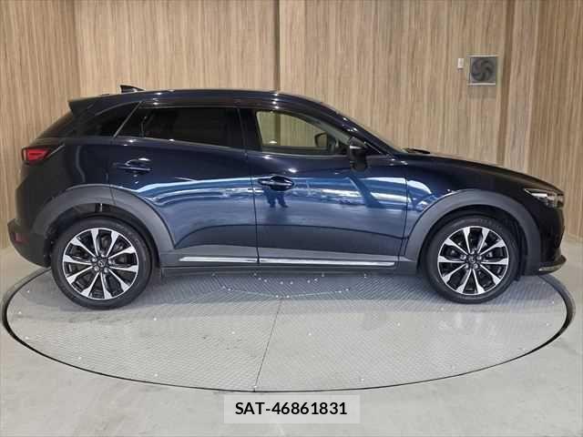 Mazda CX-3 2018-06 6243107-17