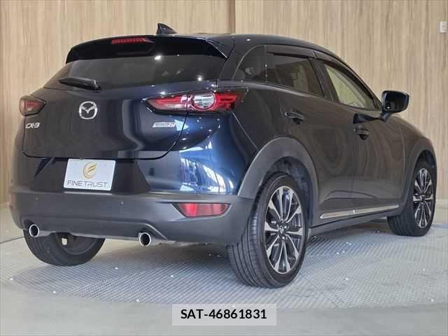 Mazda CX-3 2018-06 6243107-18