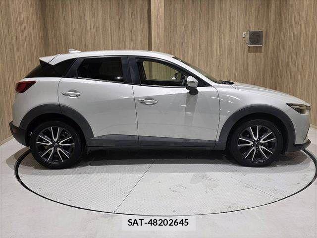 Mazda CX-3 2017-05 6303519-17