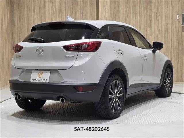 Mazda CX-3 2017-05 6303519-18