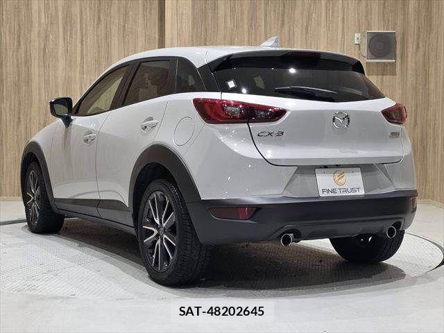 Mazda CX-3 2017-05 6303519-20