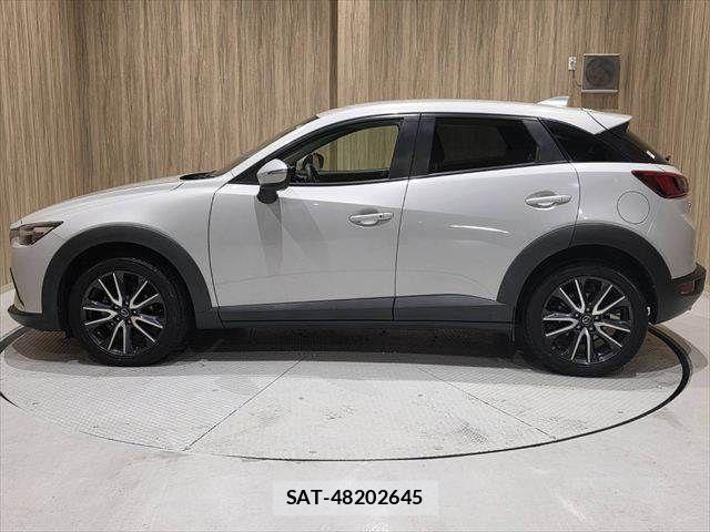 Mazda CX-3 2017-05 6303519-21